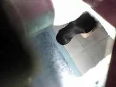 شخص یک اتاق هتل و یک روسپی در عکس کوس وکونم جاده اجاره کرد