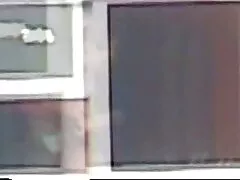 برده رکسان پاهای استاد کیر توکون خفن و دیک خود را لیس می زند