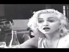 آبسه پریده عوضی سرخ داستان کس پشمالو است
